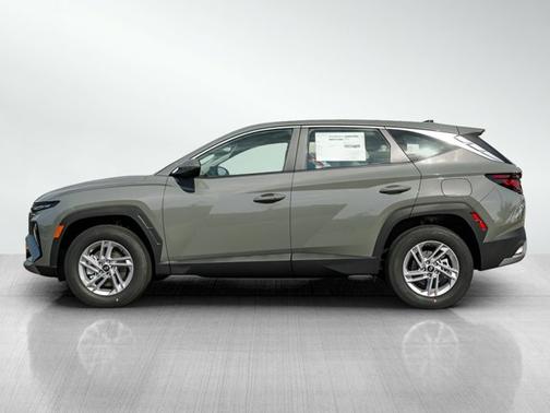 Hampton Gray 2026 Hyundai TUCSON SE