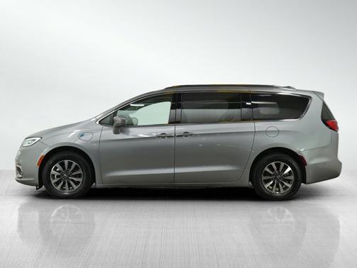 2021 Chrysler Pacifica Hybrid Hybrid Touring L