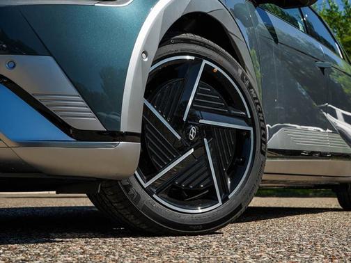 2025 Hyundai IONIQ 5 Limited