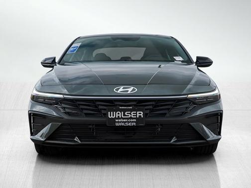 2025 Hyundai ELANTRA HEV SEL Sport