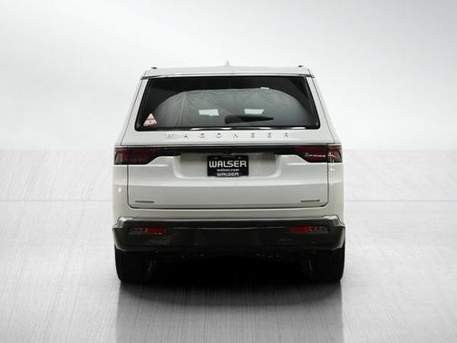 Bright White Clearcoat 2022 Jeep Wagoneer Series II