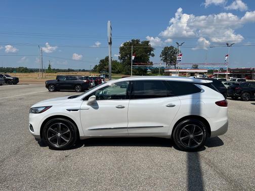 White Frost Tricoat 2019 Buick Enclave Essence