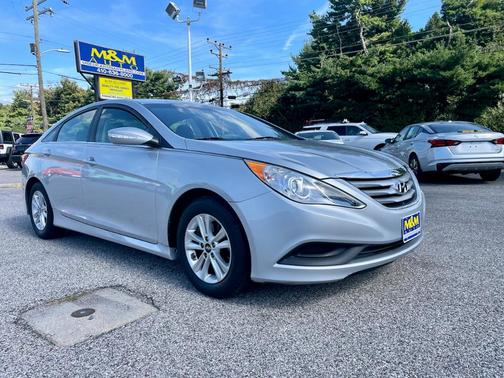 2014 Hyundai SONATA GLS