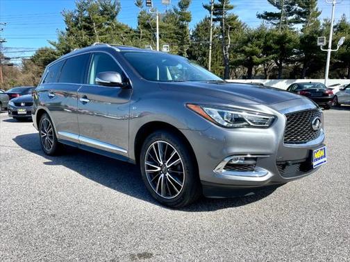 2017 INFINITI QX70 Base