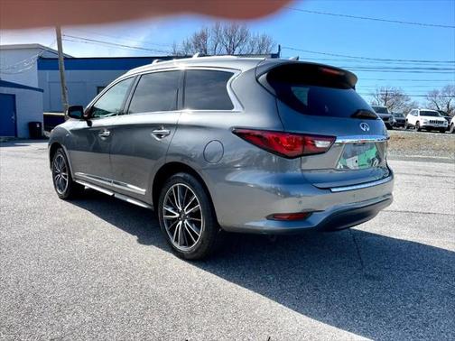 2017 INFINITI QX70 Base
