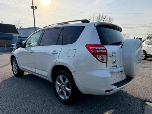 2011 Toyota RAV4 Limited
