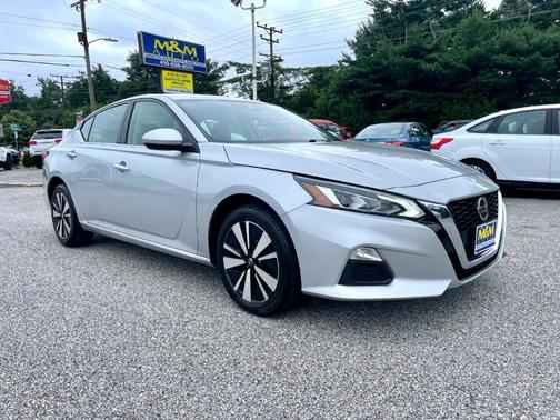 2021 Nissan Altima 2.5 SV