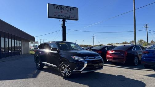 2017 Mitsubishi Outlander ES