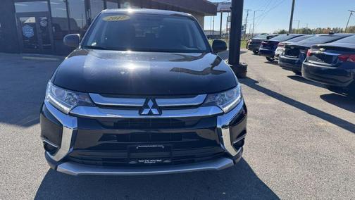 2017 Mitsubishi Outlander ES