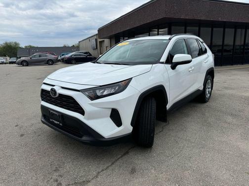 2021 Toyota RAV4 LE