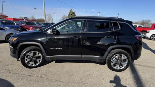 Black 2019 Jeep Compass Limited