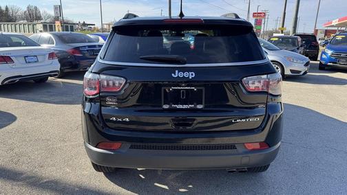 Black 2019 Jeep Compass Limited