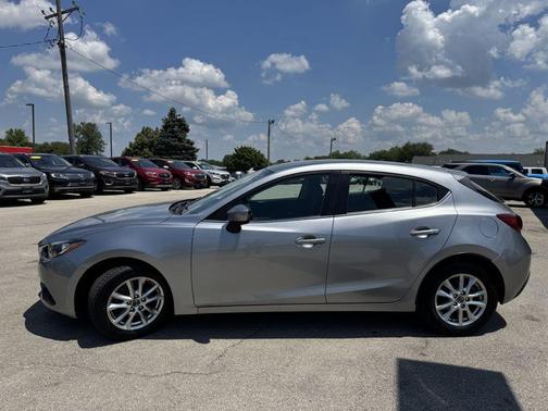 2015 Mazda Mazda3 i Touring