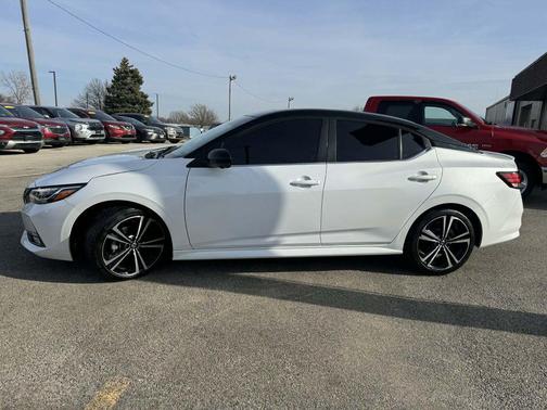 2021 Nissan Sentra SR