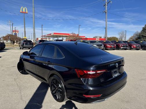 2020 Volkswagen Jetta 1.4T R-Line