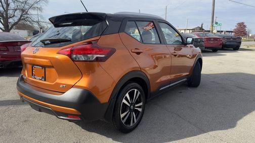 2019 Nissan Kicks SR