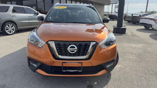 2019 Nissan Kicks SR