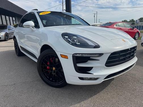 White 2017 Porsche Macan GTS