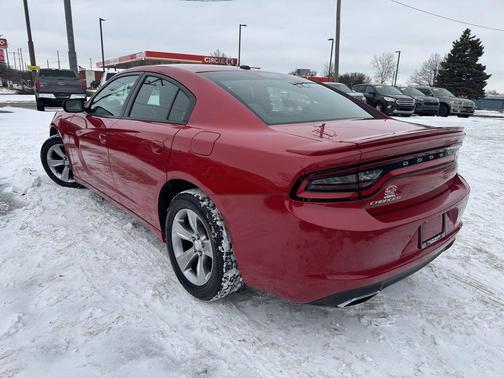 2015 Dodge Charger SE