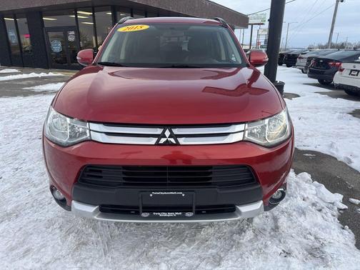2015 Mitsubishi Outlander SE