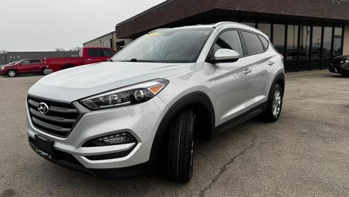 2016 Hyundai TUCSON SE