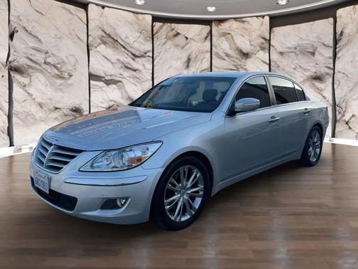 2011 Hyundai Genesis 4.6