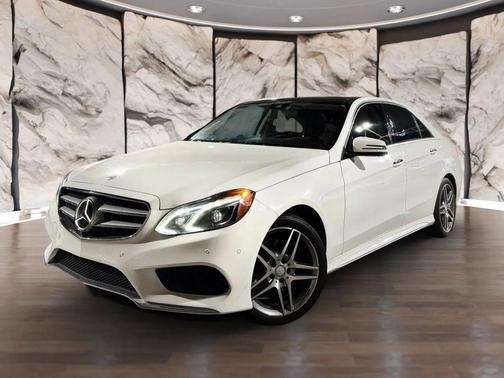 White 2015 Mercedes-Benz E-Class E 400 Sedan 4D