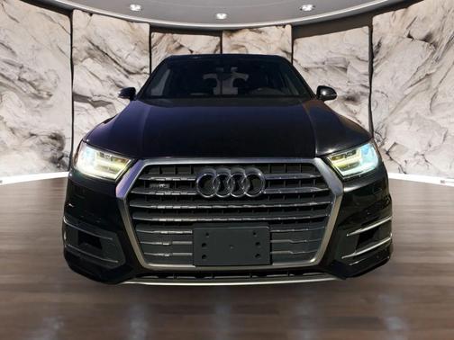 2017 Audi Q7 3.0T Premium