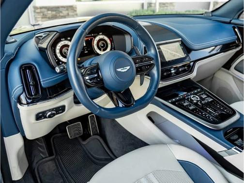 Concours Blue 2025 Aston Martin DBX 707 SUV