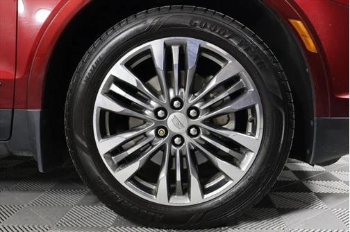 2017 Cadillac XT5 Premium Luxury