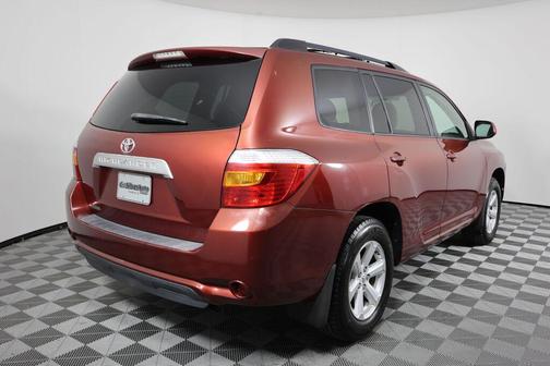 2010 Toyota Highlander SE