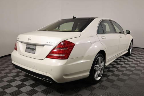 2013 Mercedes-Benz S-Class 4MATIC