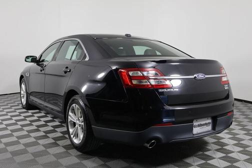 2017 Ford Taurus SEL