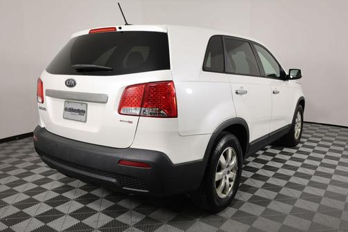 2012 Kia Sorento LX