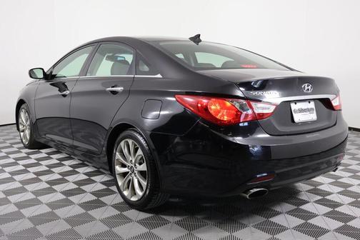 2012 Hyundai SONATA SE