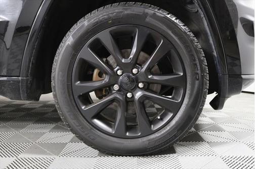 2017 Jeep Grand Cherokee Altitude