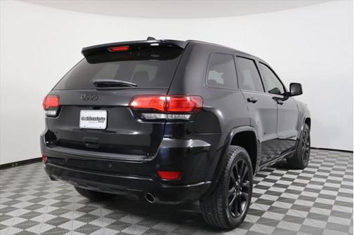 2017 Jeep Grand Cherokee Altitude