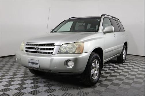 2003 Toyota Highlander Base