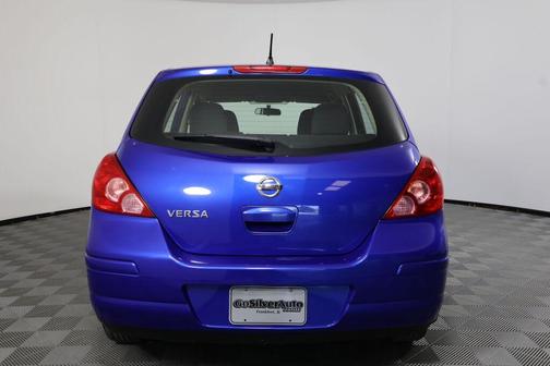 2011 Nissan Versa 1.8 S