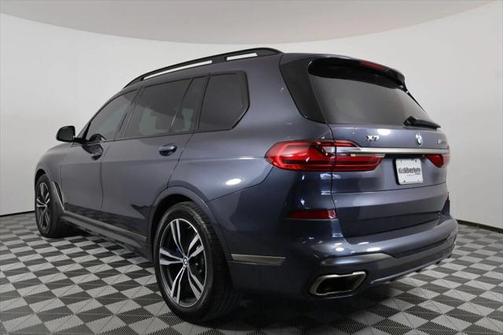 2020 BMW X7 M50i