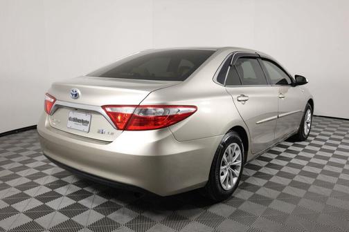 2017 Toyota Camry Hybrid SE