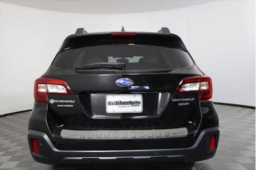 2018 Subaru Outback 3.6R Limited