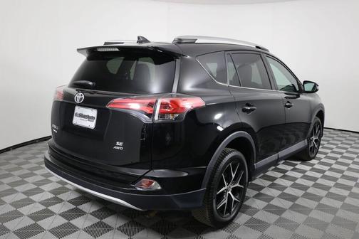2016 Toyota RAV4 SE