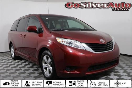 2011 Toyota Sienna LE