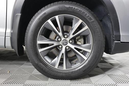 2017 Toyota Highlander LE Plus