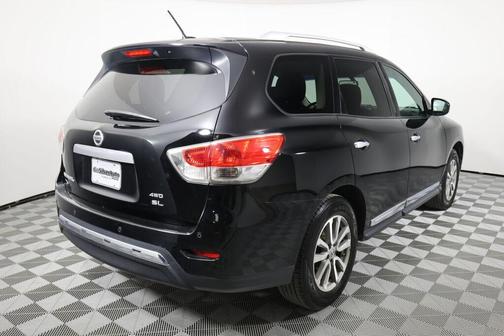 2014 Nissan Pathfinder SL