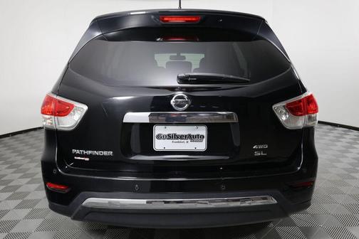2014 Nissan Pathfinder SL