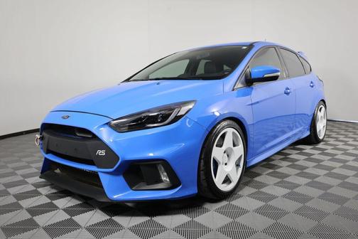 Nitrous Blue Quad-Coat 2017 Ford Focus RS Base