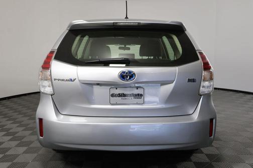 2017 Toyota Prius v Two