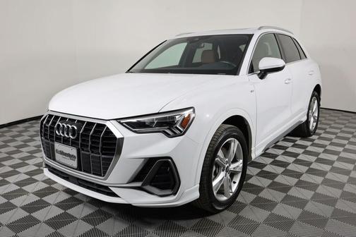 2023 Audi Q3 45 S line Premium Plus